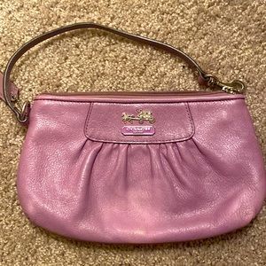 Violet / Purple 💜 Coach Clutch Purse with Blue Interior 💙